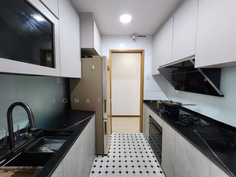 Carabelle Condominium For Sale at S$ 2,458,000 | PropertyGuru Singapore - Kitchen