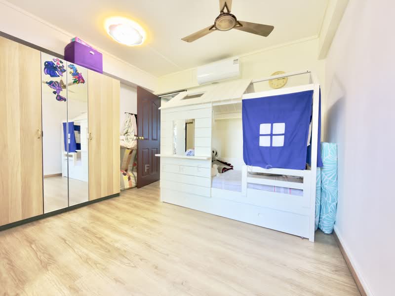 157 Yung Loh Road HDB Flat For Sale at S$ 608,888 | PropertyGuru Singapore - Bedroom