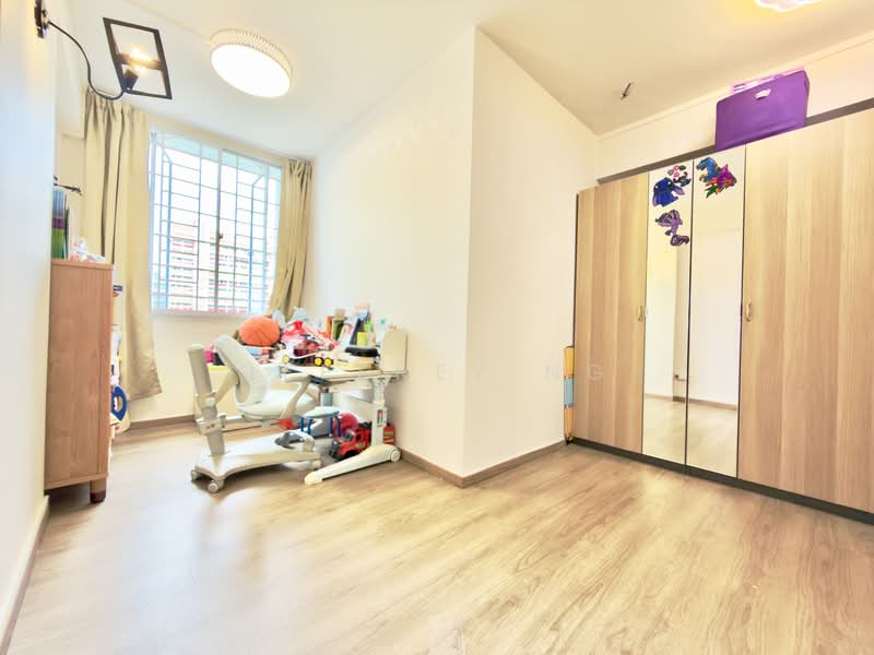 157 Yung Loh Road HDB Flat For Sale at S$ 608,888 | PropertyGuru Singapore - Bedroom