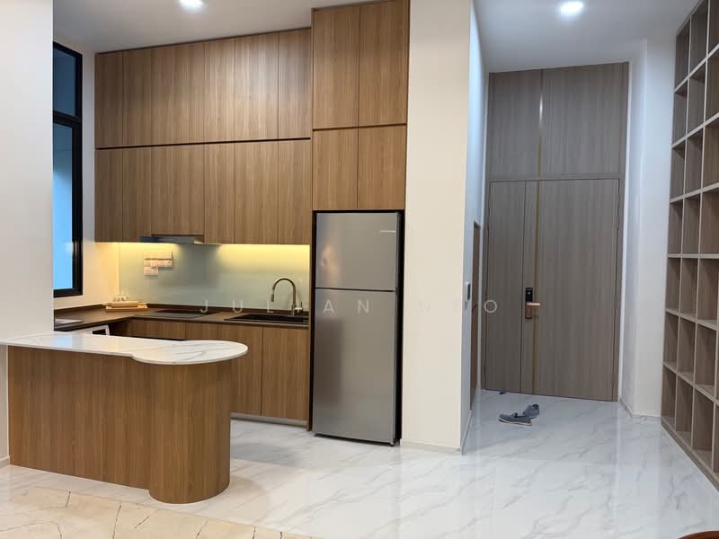 K Suites, 21 Lorong K Telok Kurau, 4 Bedrooms, 1,087 sqft, Apartment For Rent, by Julian Neo, 500100155 - Kitchen - PropertyGuru.com.sg