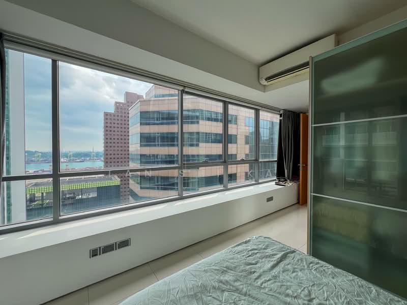 Lumiere Apartment For Sale at S$ 1,000,000 | PropertyGuru Singapore - Bedroom