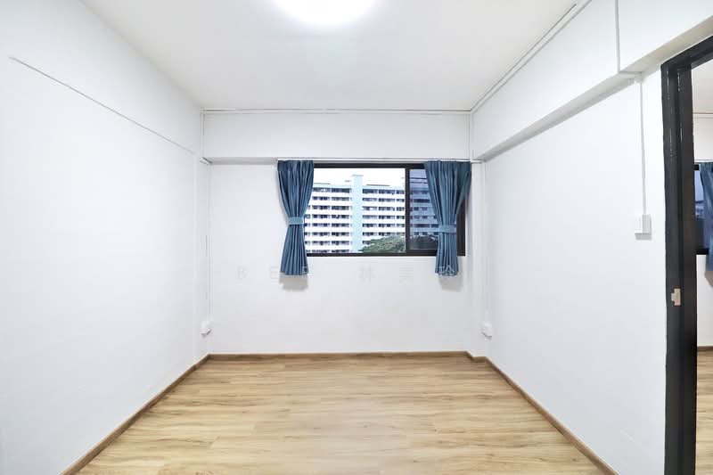 213 Ang Mo Kio Avenue 3, 213 Ang Mo Kio Avenue 3, 3 Bedrooms, 883 sqft, HDB Flat For Rent, by Bee 林美玲, 500100159 - Common room - PropertyGuru.com.sg