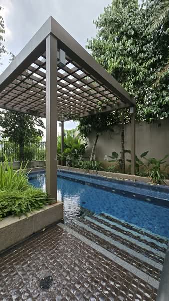 Parksuites Condominium For Sale at S$ 2,780,000 | PropertyGuru Singapore - Pool