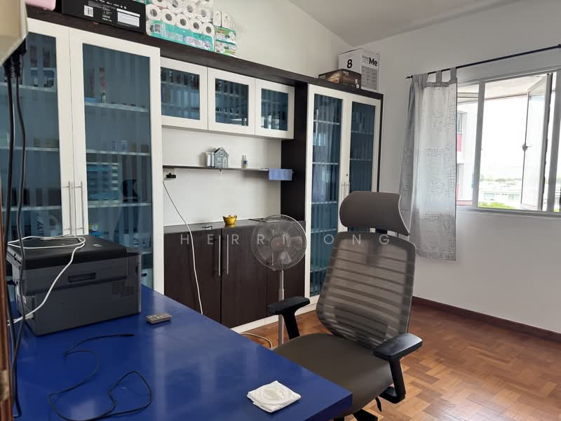 116 Lengkong Tiga HDB Flat For Sale at S$ 1,200,000 | PropertyGuru Singapore - Study