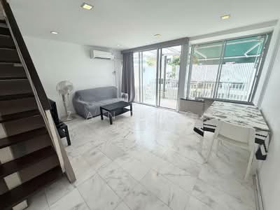 For Sale - 9 Seraya Lane