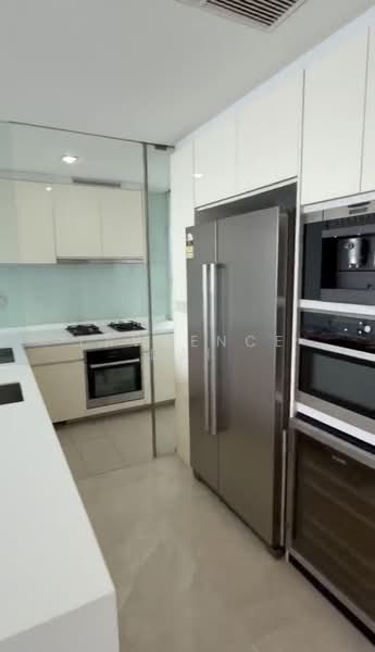 Vista Residences, 28 Jalan Datoh, Room Rental, 120 sqft, Condominium For Rent, by Lawrence Dai, 500100174 - Kitchen - PropertyGuru.com.sg