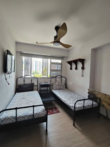 363B Sembawang Crescent, 363B Sembawang Crescent, Room Rental, 100 sqft, HDB Flat For Rent, by Siyo Jun Jie Andrew, 500100191 - Bedroom - PropertyGuru.com.sg