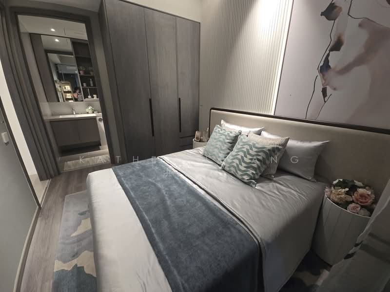 The LakeGarden Residences Condominium For Sale at S$ 2,693,000 | PropertyGuru Singapore - Bedroom