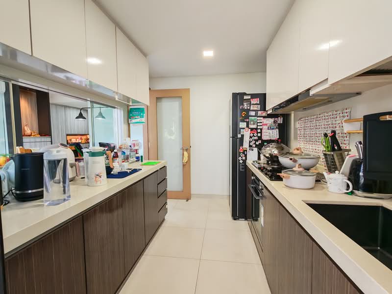 Twin Waterfalls, 116 Punggol Walk, 3 Bedrooms, 1,119 sqft, Executive Condominium For Sale, by Kenny Lee, 500100207 - Kitchen - PropertyGuru.com.sg