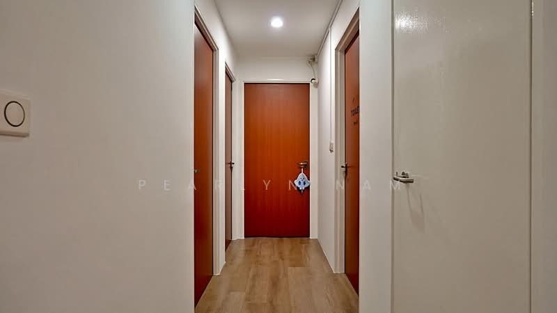 196B Boon Lay Drive HDB Flat For Sale at S$ 830,000 | PropertyGuru Singapore - Corridor