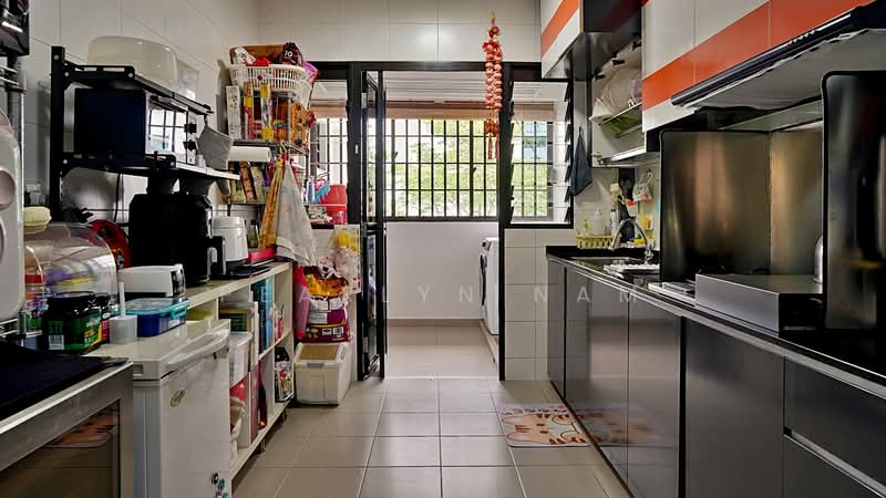 196B Boon Lay Drive HDB Flat For Sale at S$ 830,000 | PropertyGuru Singapore - Kitchen