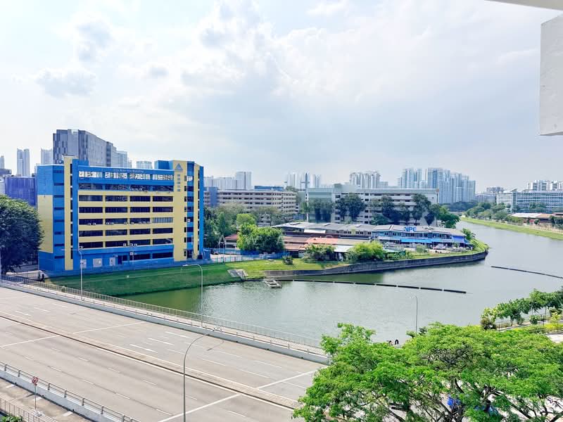 8A Upper Boon Keng Road HDB Flat For Sale at S$ 838,000 | PropertyGuru Singapore - Living room view