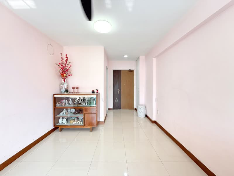 8A Upper Boon Keng Road HDB Flat For Sale at S$ 838,000 | PropertyGuru Singapore - Interior