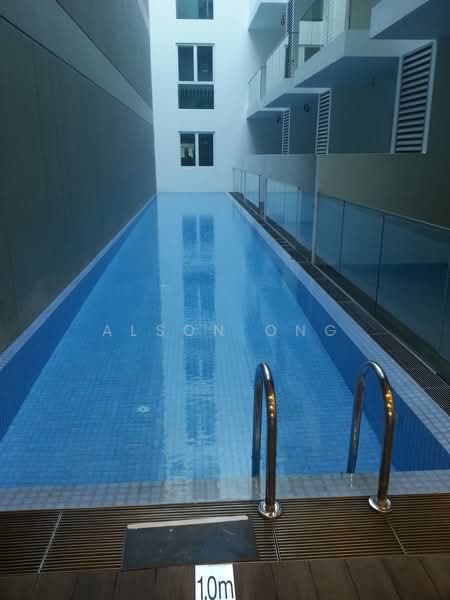 Grandview Suites @ Geylang, 1 Geylang Lorong 22, Studio, 420 sqft, Condominium For Rent, by Alson Ong, 500100217 - Pool - PropertyGuru.com.sg