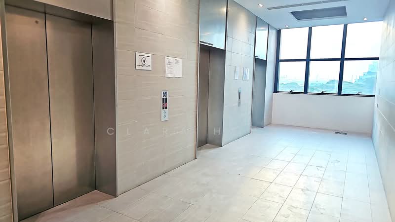 ⭐️ Good image Commercial Bldg with Huge Spaces, High Spec, Amenities. City fringe nr MRT Food Mall, Alexandra | Telok Blangah | Pasir Panjang, 10,279 sqft, Other Retail For Rent, by Clara Heng, 500100218 - Passenger lifts - CommercialGuru.com.sg