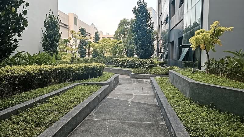 ⭐️ Good image Commercial Bldg with Huge Spaces, High Spec, Amenities. City fringe nr MRT Food Mall, Alexandra | Telok Blangah | Pasir Panjang, 10,279 sqft, Other Retail For Rent, by Clara Heng, 500100218 - Roof Garden - CommercialGuru.com.sg