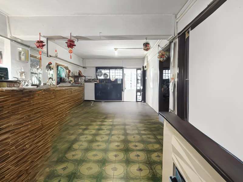 21 Dover Crescent HDB Flat For Sale at S$ 420,000 | PropertyGuru Singapore - Living