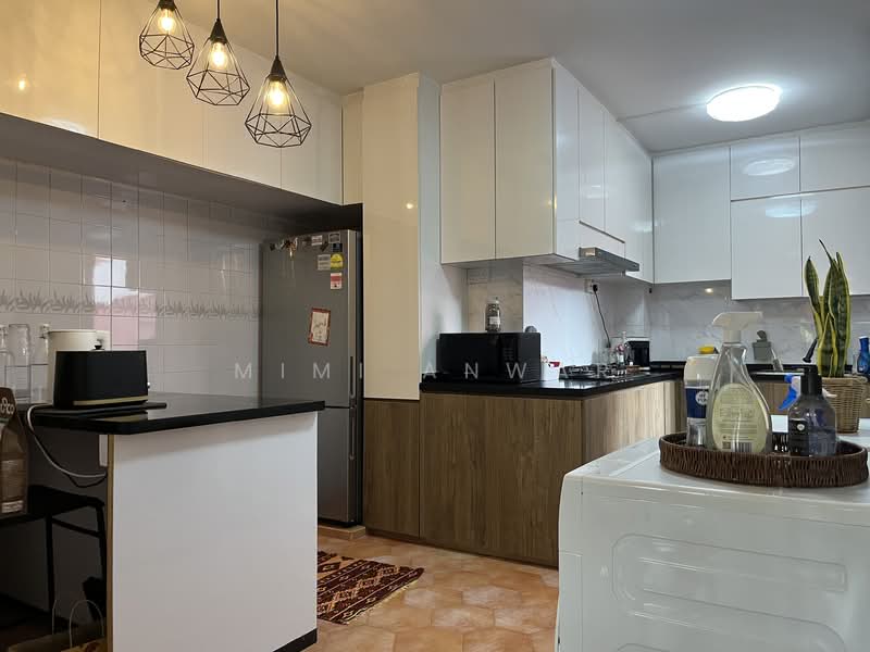 278 Bishan Street 24 HDB Flat For Sale at S$ 980,000 | PropertyGuru Singapore - Kitchen