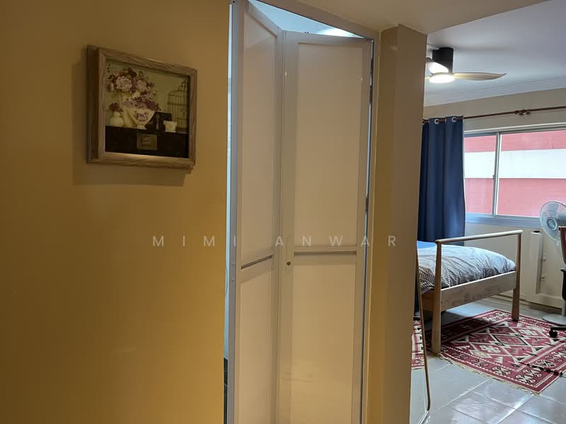 278 Bishan Street 24 HDB Flat For Sale at S$ 980,000 | PropertyGuru Singapore - Bedroom