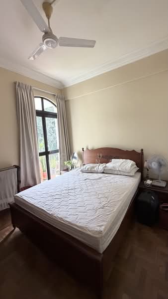 Tanglin Park Condominium For Sale at S$ 4,500,000 | PropertyGuru Singapore - Bedroom