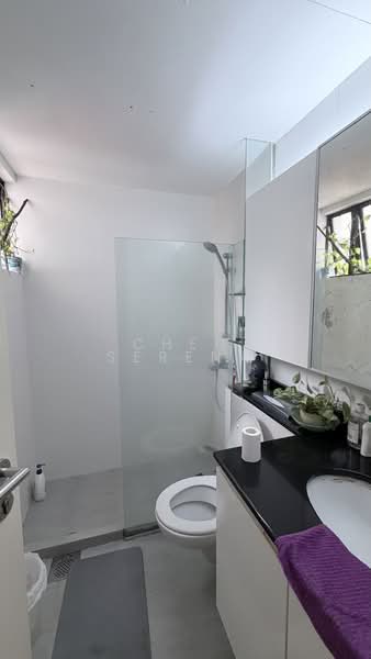 Tanglin Park Condominium For Sale at S$ 4,500,000 | PropertyGuru Singapore - Bathroom
