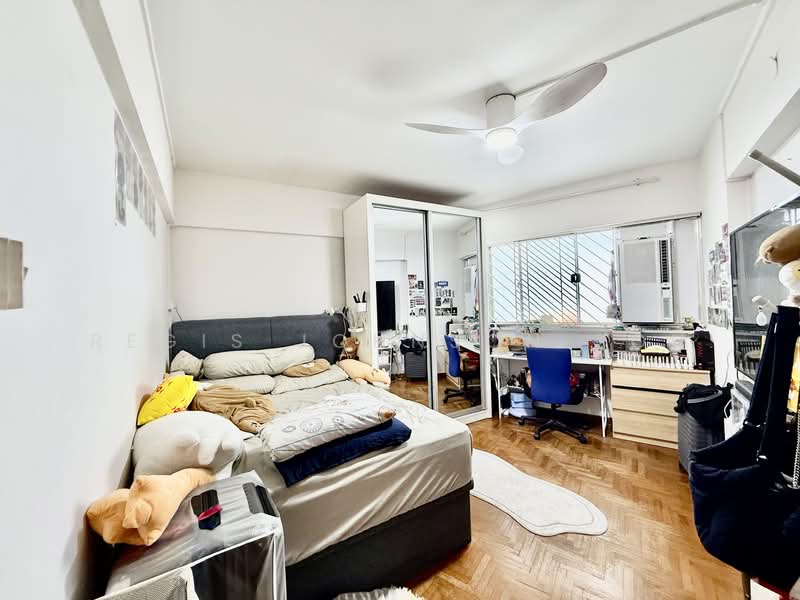 142 Serangoon North Avenue 1 HDB Flat For Sale at S$ 1,170,000 | PropertyGuru Singapore - Common Bedroom 1