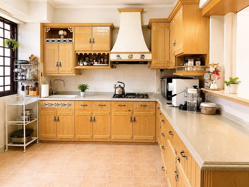 207 Bishan Street 23, 207 Bishan Street 23, 3 Bedrooms, 1,238 sqft, HDB Flat For Sale, by Kai Chen, 500100230 - Kitchen - PropertyGuru.com.sg
