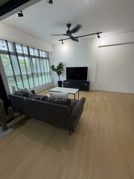 224A Sumang Lane HDB Flat For Sale at S$ 670,000 | PropertyGuru Singapore - Living Room