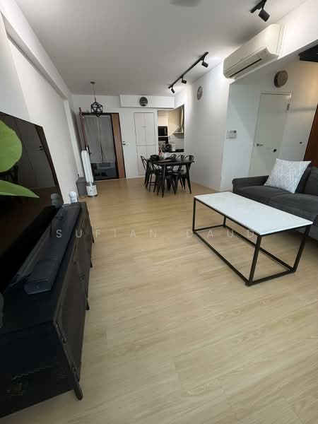 224A Sumang Lane HDB Flat For Sale at S$ 670,000 | PropertyGuru Singapore - Living Room