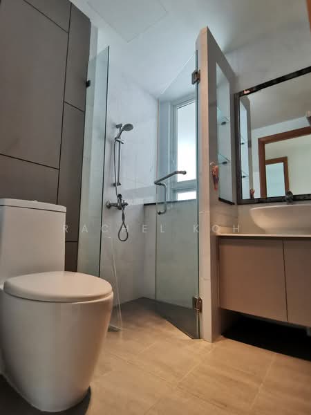 Goldenhill Park Condo, 66 Mei Hwan Drive, 2 Bedrooms, 926 sqft, Condominium For Rent, by Rachel Koh, 500100240 - Bathroom - PropertyGuru.com.sg