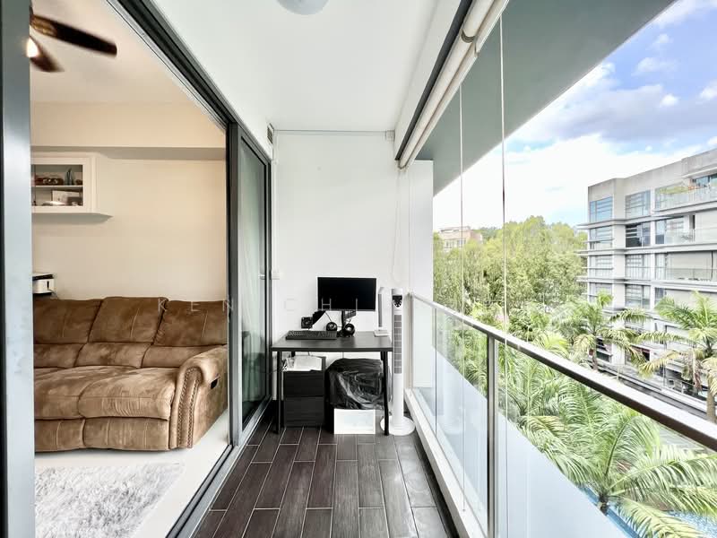 Hedges Park Condominium Condominium For Sale at S$ 750,000 | PropertyGuru Singapore - Balcony