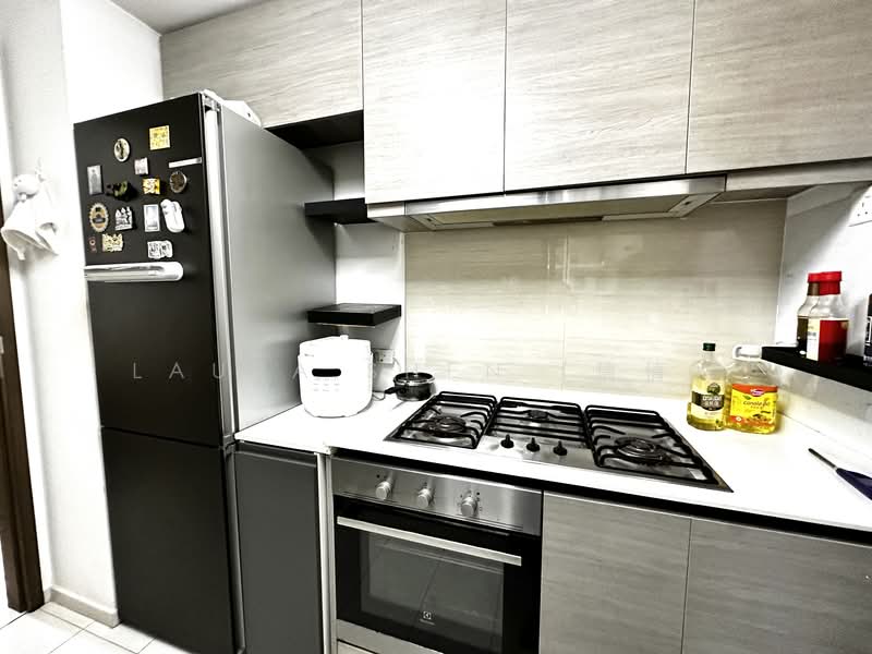 Bellewoods, 100 Woodlands Avenue 5, 3 Bedrooms, 939 sqft, Executive Condominium For Rent, by Laura Shen (倩倩）, 500100252 - Kitchen - PropertyGuru.com.sg