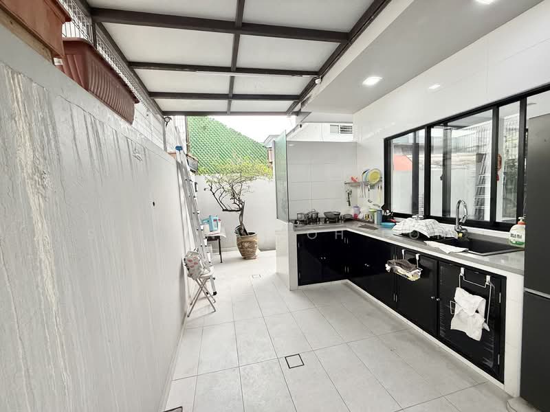 Seletar Hills Estate Semi-Detached House For Sale at S$ 6,000,000 | PropertyGuru Singapore - Kitchen