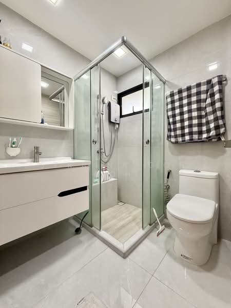 Seletar Hills Estate Semi-Detached House For Sale at S$ 6,000,000 | PropertyGuru Singapore