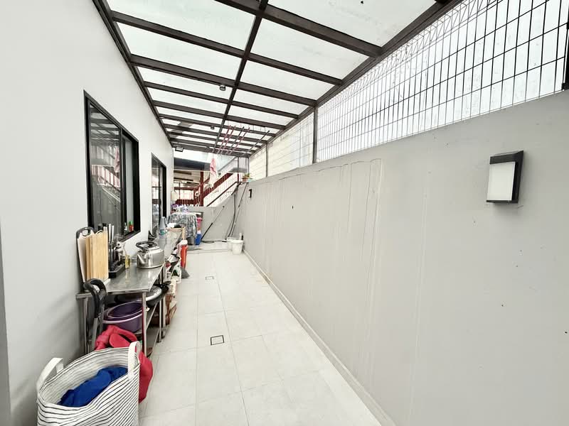 Seletar Hills Estate Semi-Detached House For Sale at S$ 6,000,000 | PropertyGuru Singapore