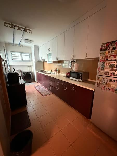 176D Edgefield Plains, 176D Edgefield Plains, 3 Bedrooms, 936 sqft, HDB Flat For Sale, by Fadzlin MNoor, 500100268 - Kitchen - PropertyGuru.com.sg