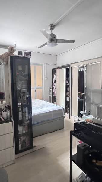 235 Bukit Batok East Avenue 5, 235 Bukit Batok East Avenue 5, 3 Bedrooms, 979 sqft, HDB Flat For Sale, by Jeslyn Yu, 500100271 - Bedroom - PropertyGuru.com.sg