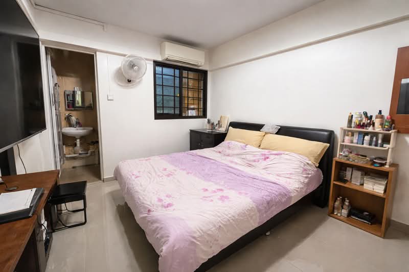 69 Bedok South Avenue 3, 69 Bedok South Avenue 3, 2 Bedrooms, 721 sqft, HDB Flat For Rent, by Hazel Boey, 500100272 - Bedroom - PropertyGuru.com.sg