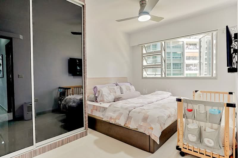 590A Ang Mo Kio Street 51 HDB Flat For Sale at S$ 750,000 | PropertyGuru Singapore - Bedroom