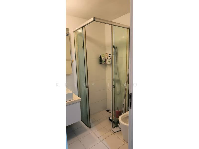 #1 Suites (One Suites), 1 Lorong 20 Geylang, Room Rental, 200 sqft, Condominium For Rent, by Kerry Liao, 500100281 - Bathroom - PropertyGuru.com.sg