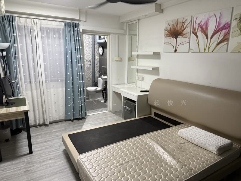 202 Yishun Street 21, 202 Yishun Street 21, 3 Bedrooms, 1,001 sqft, HDB Flat For Rent, by Jason Lye 赖俊兴, 500100284 - Bedroom - PropertyGuru.com.sg