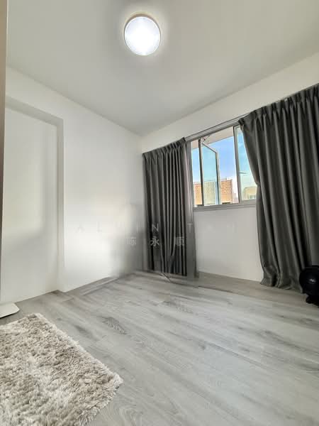 18C Circuit Road HDB Flat For Sale at S$ 858,000 | PropertyGuru Singapore - Interior