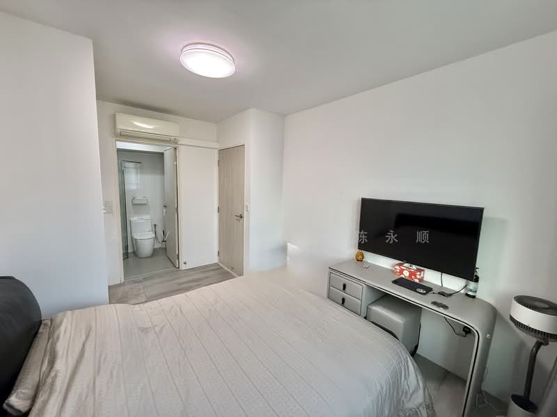 18C Circuit Road HDB Flat For Sale at S$ 858,000 | PropertyGuru Singapore - Bedroom