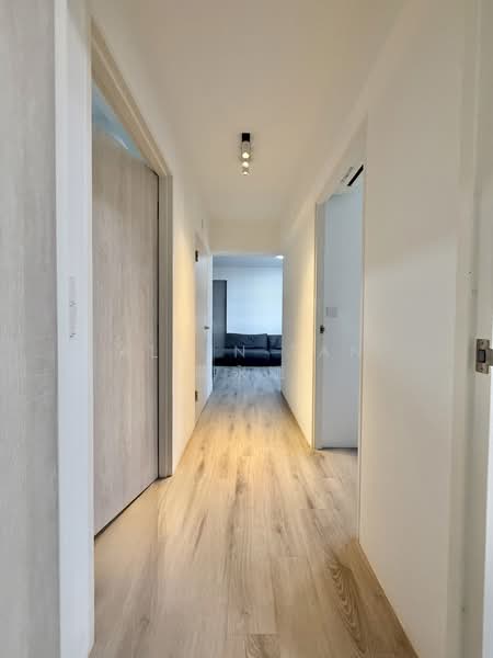 18C Circuit Road HDB Flat For Sale at S$ 858,000 | PropertyGuru Singapore - Corridor