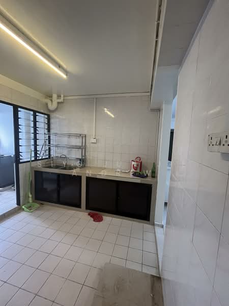 678 Woodlands Avenue 6, 678 Woodlands Avenue 6, 3 Bedrooms, 1,076 sqft, HDB Flat For Rent, by Siyo Jun Jie Andrew, 500100302 - Kitchen - PropertyGuru.com.sg