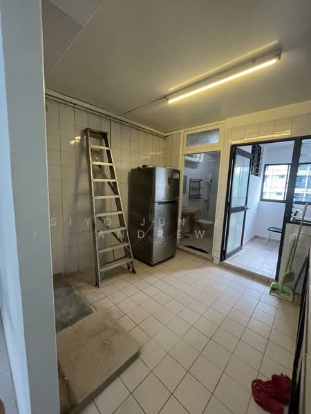 678 Woodlands Avenue 6, 678 Woodlands Avenue 6, 3 Bedrooms, 1,076 sqft, HDB Flat For Rent, by Siyo Jun Jie Andrew, 500100302 - Kitchen - PropertyGuru.com.sg