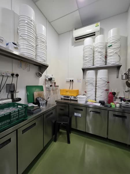 Mandai Foodlink, 5 Mandai Link, Admiralty / Woodlands, 2,756 sqft, Factory / Workshop (B2) For Sale, by Angela Zhu Huiting, 500100303 - Kitchen - CommercialGuru.com.sg
