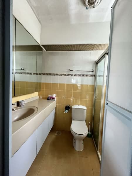 387 Bukit Batok West Avenue 5, 387 Bukit Batok West Avenue 5, 3 Bedrooms, 1,270 sqft, HDB Flat For Sale, by Carina Ng, 500100304 - PropertyGuru.com.sg