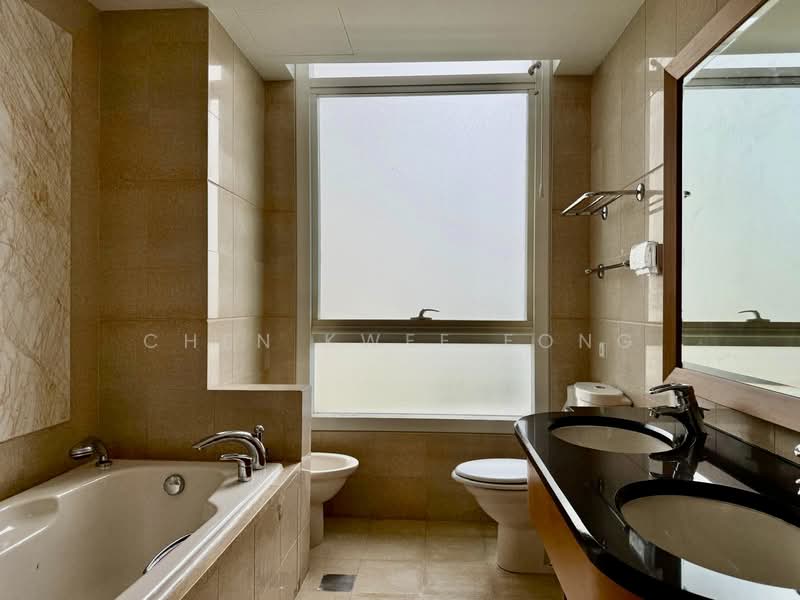 Cuscaden Residences Condominium For Sale at S$ 4,250,000 | PropertyGuru Singapore - Bathroom
