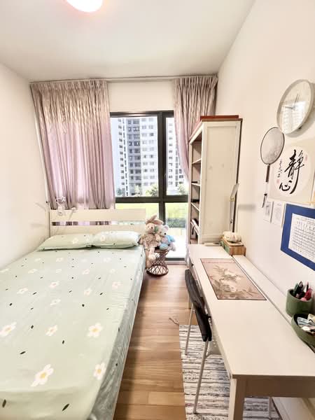 Clavon Condominium For Sale at S$ 2,650,000 | PropertyGuru Singapore - Bedroom